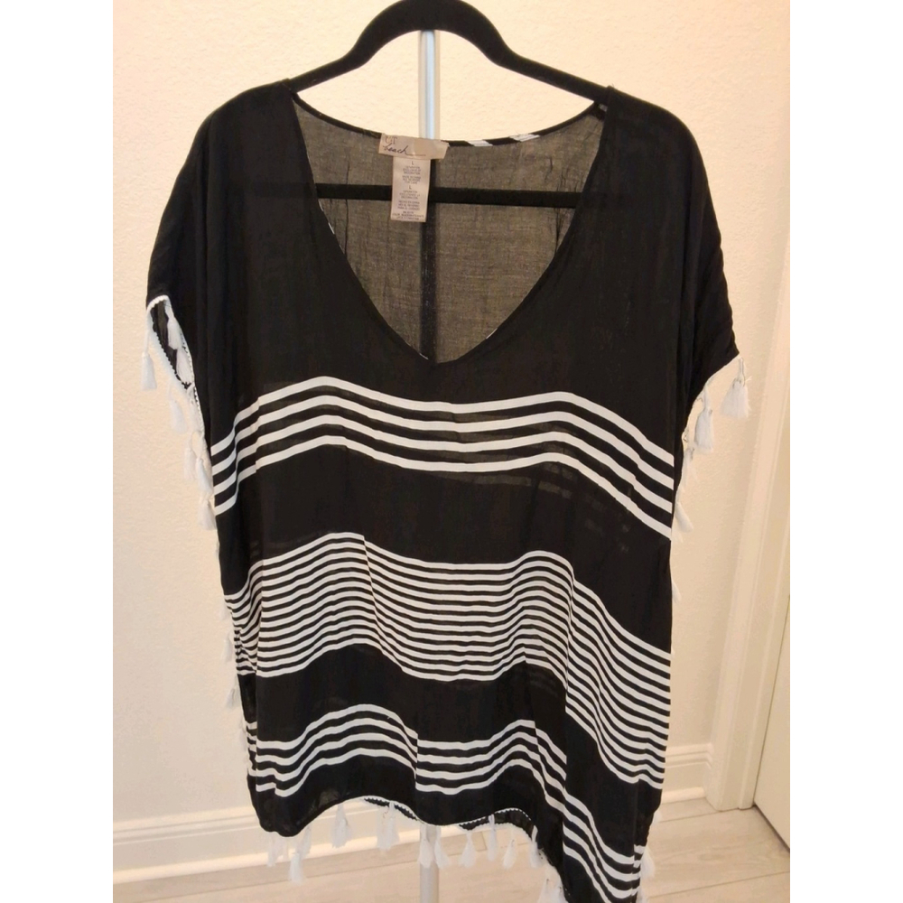 C & T Beach Black White Kimono Size L Swim Cover Up with Tassels on the sides